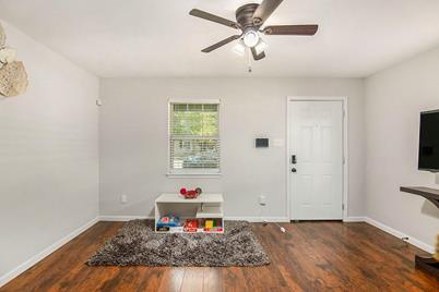 508 18th Street, Grand Prairie, TX 75050 - Photo 3
