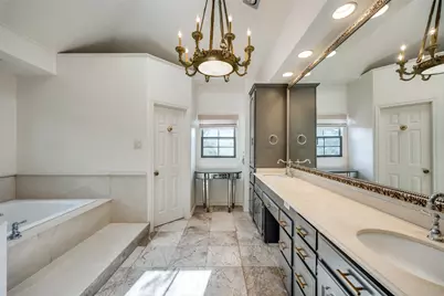 4350 Cochran Chapel Circle, Dallas, TX 75209 - Photo 23