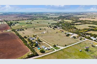 3289 Mitchell Road, Krum, TX 76249 - Photo 35
