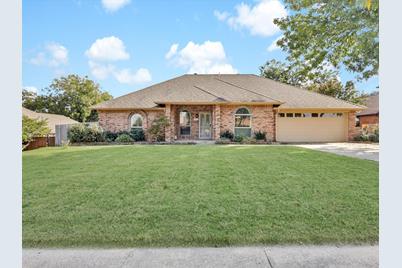 10145 Wandering Way Street, Benbrook, TX 76126 - Photo 1