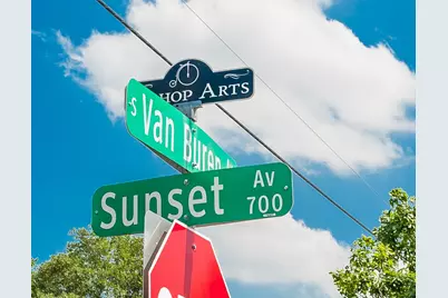 717-719 Sunset Avenue, Dallas, TX 75208 - Photo 3