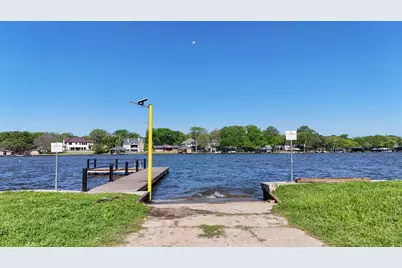 111 Daniel Drive, Mabank, TX 75156 - Photo 3