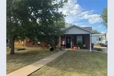 105 N 6th Street E, Dawson, TX 76639 - Photo 1