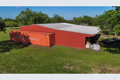 510 E Locust Street, Nocona, TX 76255 - Photo 3