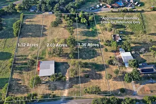 510 E Locust St, Nocona, TX 76255 - Photo 1