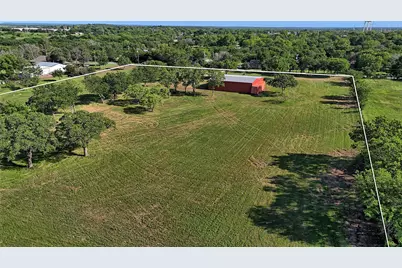 510 E Locust Street, Nocona, TX 76255 - Photo 7