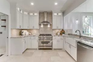 415 Featherston St, Cleburne, TX 76033 - Photo 13