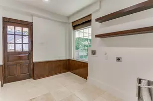 415 Featherston St, Cleburne, TX 76033 - Photo 15