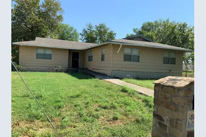 400 N Weaver Street, Gainesville, TX 76240 - Photo 1