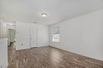 6000 Calloway Court, Fort Worth, TX 76114 - Photo 5