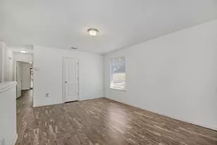 6000 Calloway Ct, Fort Worth, TX 76114 - Photo 5