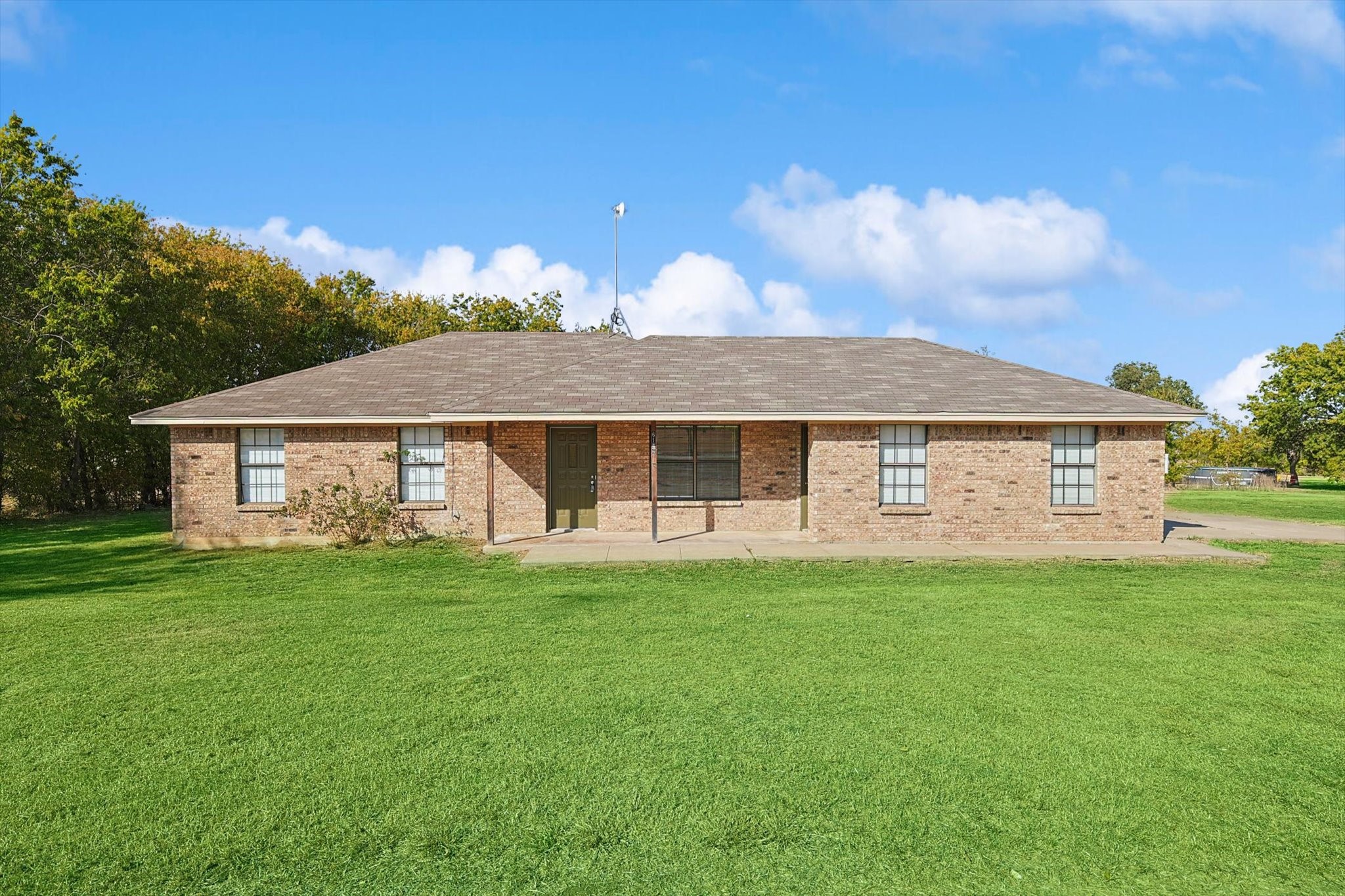 6146 Hawkeye Rd, Krum, TX 76249 MLS 20764050 Coldwell Banker