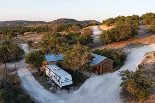 221 Flat Rock Creek Rd, Comfort, TX 78013 - Photo 27