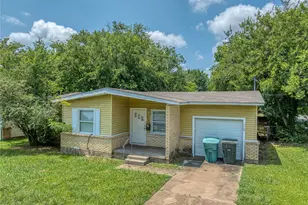 2120 N Hickory St, Sherman, TX 75092 - Photo 1