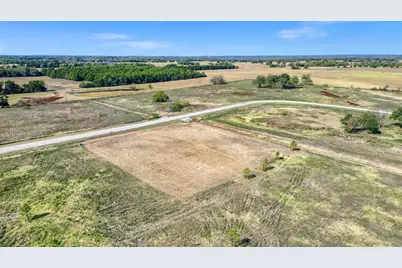 2151 Sundance Road, Whitesboro, TX 76273 - Photo 11