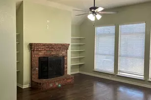 1817 Arbor Creek Dr, Garland, TX 75040 - Photo 11