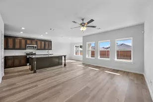 413 Rose Ave, Cleburne, TX 76033 - Photo 9