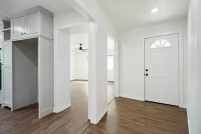 900 Roberts Street, Bowie, TX 76230 - Photo 7
