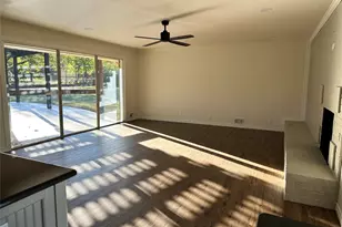 900 Roberts St, Bowie, TX 76230 - Photo 25