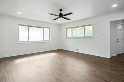 900 Roberts Street, Bowie, TX 76230 - Photo 5