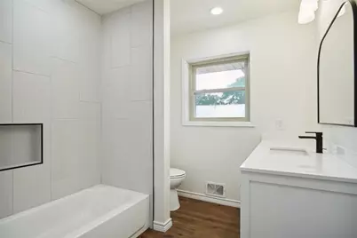 900 Roberts Street, Bowie, TX 76230 - Photo 23