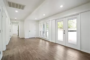 900 Roberts St, Bowie, TX 76230 - Photo 15