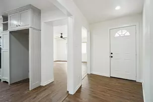 900 Roberts St, Bowie, TX 76230 - Photo 7