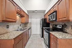 5664 Cedar Creek Dr, Benbrook, TX 76109 - Photo 9
