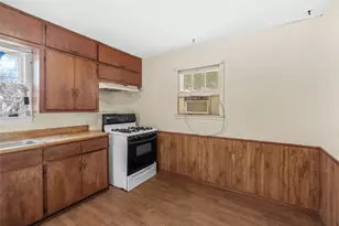 601 Dubois St, Denison, TX 75020 - Photo 5