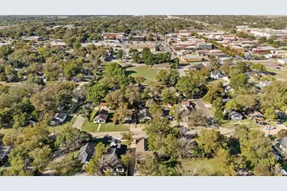 305 W Waco Street, Ennis, TX 75119 - Photo 27