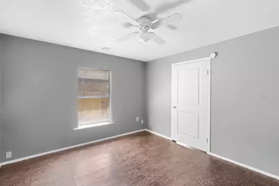 305 W Waco Street, Ennis, TX 75119 - Photo 19