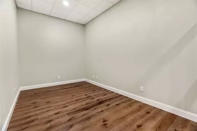 71 N Waco Street, Hillsboro, TX 76645 - Photo 15