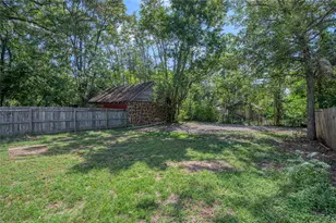 708 W Texas St, Denison, TX 75020 - Photo 23