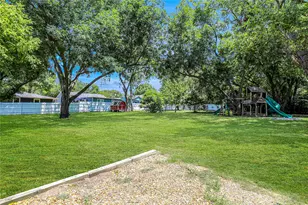 1102 Howell St, McKinney, TX 75069 - Photo 39