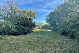 825 Shaw St, Dallas, TX 75212 - Photo 1