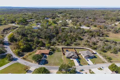 17 Bayside Drive, Runaway Bay, TX 76426 - Photo 13