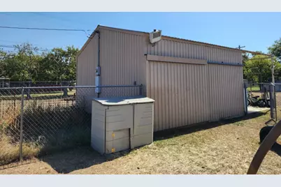 1698 N Trent Street, Goldthwaite, TX 76844 - Photo 13