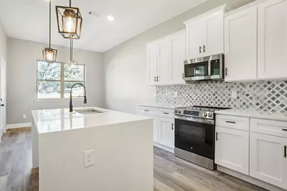 4913 Wichita Street, Granbury, TX 76048 - Photo 13