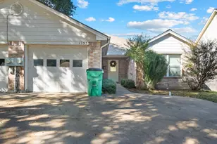 1155 W Cage St, Stephenville, TX 76401 - Photo 3