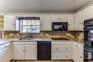 109 Kiowa Ln, Waxahachie, TX 75165 - Photo 13