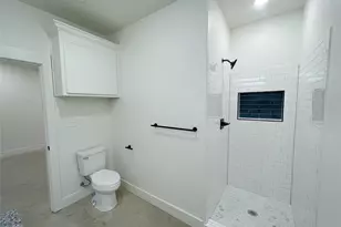 607 W Baker St, Denison, TX 75020 - Photo 11