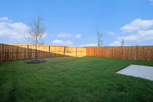 402 Vly Vw Dr, Princeton, TX 75407 - Photo 23