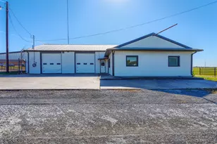 600 W Main St, Whitesboro, TX 76273 - Photo 1