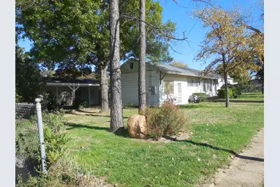 1003 W Plummer Street, Eastland, TX 76448 - Photo 25
