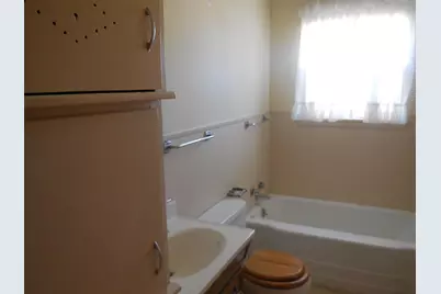 1003 W Plummer Street, Eastland, TX 76448 - Photo 11