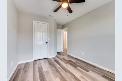 5320 Eagle Heights Drive, Dallas, TX 75212 - Photo 21