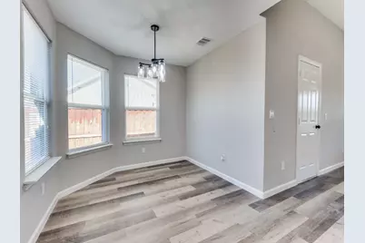 5320 Eagle Heights Drive, Dallas, TX 75212 - Photo 13