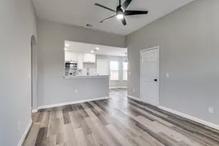 5320 Eagle Heights Dr, Dallas, TX 75212 - Photo 7