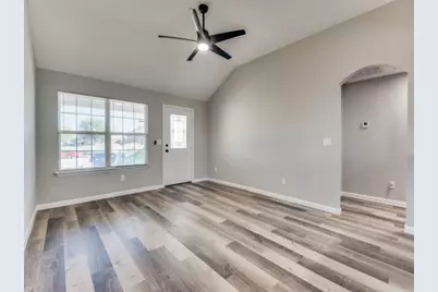 5320 Eagle Heights Drive, Dallas, TX 75212 - Photo 5