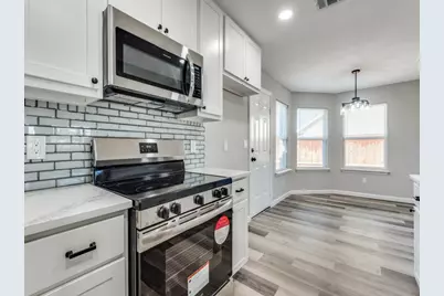 5320 Eagle Heights Drive, Dallas, TX 75212 - Photo 11